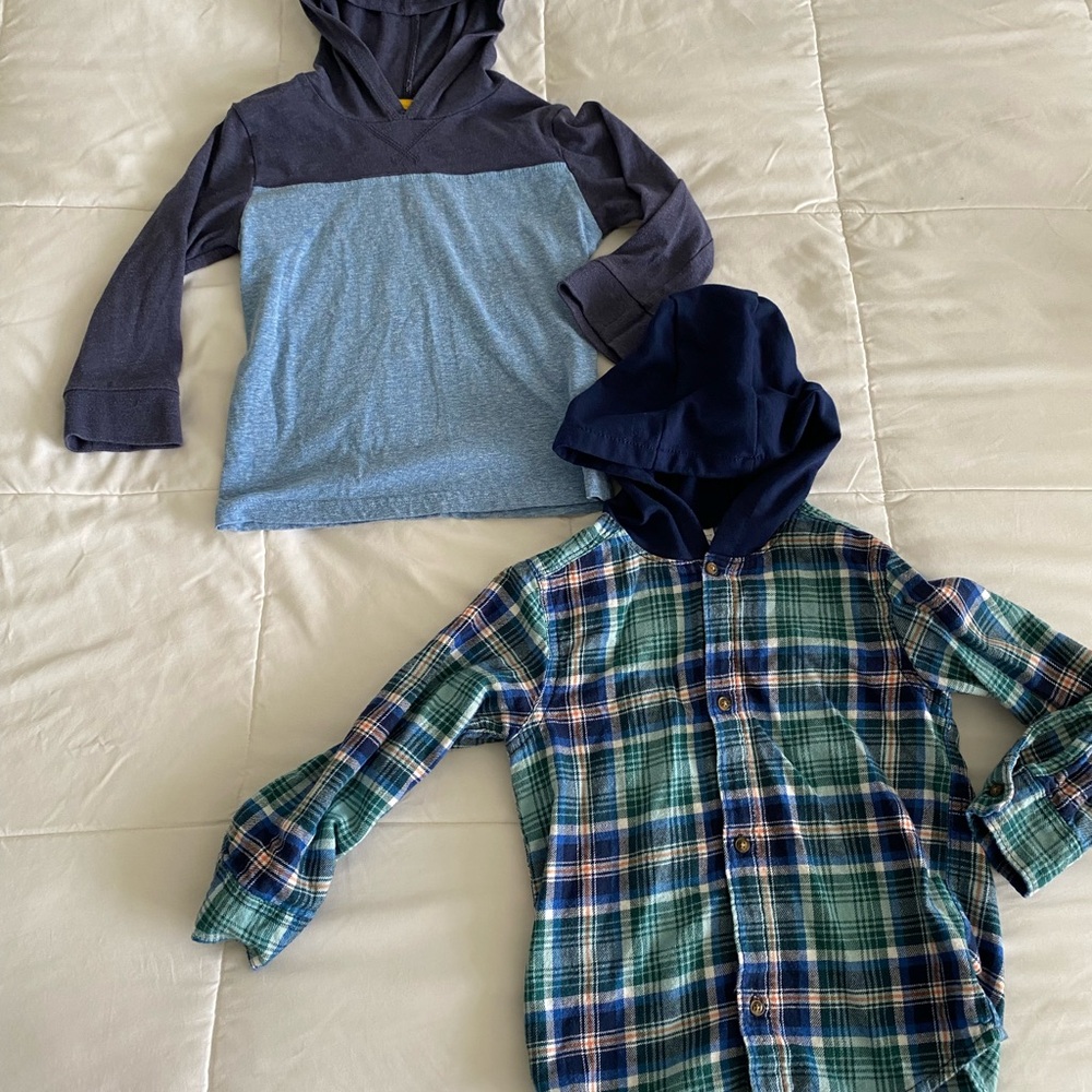 2 boys hooded shirts- Blue and Blue Plaid. Size 4t. Carters and Garanimals